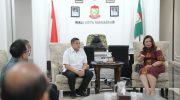 Wali Kota Makassar, Munafri Arifuddin menegaskan pentingnya pengawasan terhadap transaksi pinjaman online (pinjol) agar tidak merugikan masyarakat.