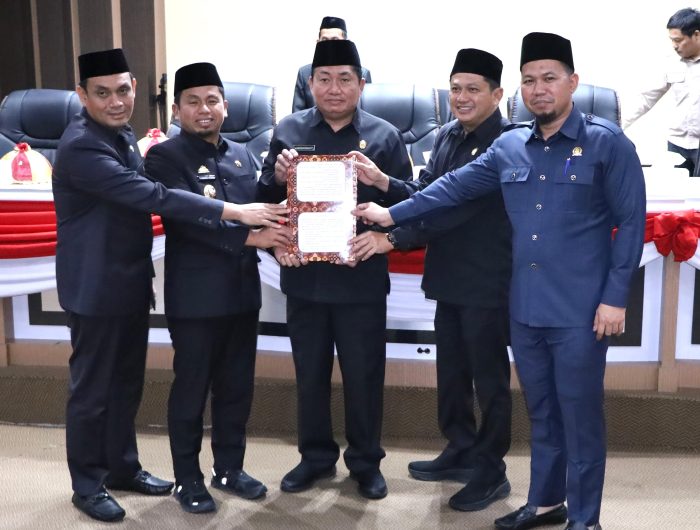 Wali Kota Parepare, Tasming Hamid, menyampaikan apresiasi kepada pimpinan dan seluruh anggota DPRD Kota Parepare atas persetujuan tiga Rancangan Peraturan Daerah (Ranperda) strategis yang telah melalui proses pembahasan intensif.