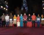 Puncak perayaan Pesta Rakyat HUT ke-80 Proklamasi Kemerdekaan Republik Indonesia berlangsung meriah di halaman Monumen Mandala, Kecamatan Ujung Pandang, Minggu malam (24/8/2025).