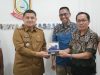 Pemerintah Kota Makassar bersiap melakukan transformasi besar dalam penyediaan kendaraan dinas (randis) bagi pejabat organisasi perangkat daerah (OPD). Mulai tahun 2026, seluruh randis akan beralih dari kendaraan berbahan bakar fosil ke kendaraan listrik berbasis baterai.