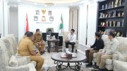 Wali Kota Makassar, Munafri Arifuddin, menyambut baik program pemetaan karakter berbasis genetik dan parenting berkelanjutan yang ditawarkan Lembaga BrainEvo Indonesia. Program ini dinilai mampu mendukung pengembangan siswa menuju terwujudnya SDM unggul Indonesia Emas 2045.