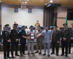 Wakil Wali Kota Parepare, Hermanto, menyerahkan Rancangan Peraturan Daerah (Ranperda) tentang Perubahan Anggaran Pendapatan dan Belanja Daerah (APBD) Kota Parepare Tahun Anggaran 2025 kepada DPRD Kota Parepare. Penyerahan dilakukan dalam Rapat Paripurna DPRD Parepare, Selasa (26/8/2025).