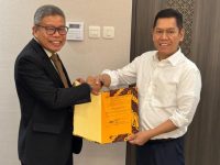 Dewan Pimpinan Daerah (DPD) Ormas Musyawarah Kekeluargaan Gotong Royong (MKGR) Sulawesi Selatan secara resmi menyatakan dukungannya kepada Dr. Ir. H. Adies Kadir, S.H., M.Hum sebagai calon Ketua Umum DPP Ormas MKGR periode 2025-2030.