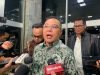 Wakil Ketua DPR RI, Sufmi Dasco Ahmad, mengungkapkan kekhawatirannya terhadap adanya indikasi upaya memecah persatuan dan kesatuan bangsa menjelang peringatan Hari Ulang Tahun (HUT) ke-80 Republik Indonesia pada 17 Agustus 2025. Hal ini ditandai dengan kemunculan bendera bajak laut berwarna hitam di sejumlah lokasi.