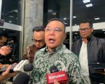 Wakil Ketua DPR RI, Sufmi Dasco Ahmad, mengungkapkan kekhawatirannya terhadap adanya indikasi upaya memecah persatuan dan kesatuan bangsa menjelang peringatan Hari Ulang Tahun (HUT) ke-80 Republik Indonesia pada 17 Agustus 2025. Hal ini ditandai dengan kemunculan bendera bajak laut berwarna hitam di sejumlah lokasi.