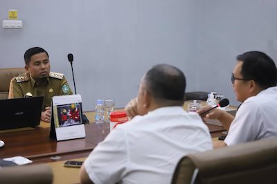 Wali Kota Parepare, Tasming Hamid, melakukan kunjungan kerja ke PT. Kawasan Industri Makassar. (Foto: Dok Humas Pemkot Makassar).