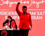 Pengamat politik dari **Citra Institute, Efriza, menilai keputusan Ketua Umum PDI Perjuangan **Megawati Soekarnoputri merangkap jabatan sebagai Sekretaris Jenderal (Sekjen) periode 2025–2030 bukanlah langkah teknis semata, melainkan menyimpan pesan politik yang kuat dan mengindikasikan evaluasi terhadap kepemimpinan Hasto Kristiyanto.