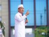 Akademisi sekaligus pendakwah Das’ad Latif menegaskan bahwa Dewan Perwakilan Rakyat (DPR) sebagai lembaga legislatif tidak bisa dibubarkan karena merupakan bagian penting dari instrumen negara. Menurutnya, membubarkan DPR sama halnya dengan membubarkan negara.