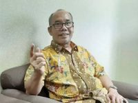 Dalam kurun waktu berdekatan, dua partai politik besar, Gerindra dan PDI Perjuangan, mengumumkan pergantian posisi Sekretaris Jenderal (Sekjen). Langkah ini memunculkan spekulasi publik tentang strategi internal masing-masing partai.