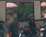 Upaya penggeledahan oleh penyidik Polda Metro Jaya di rumah pribadi Jaksa Agung Muda Tindak Pidana Khusus (Jampidsus) Febrie Adriansyah di kawasan Jakarta Selatan pada Jumat, 1 Agustus 2025. memicu kontroversi. Kejaksaan Agung menilai tindakan tersebut tidak sesuai dengan prosedur hukum acara yang berlaku.