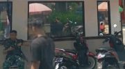 Upaya penggeledahan oleh penyidik Polda Metro Jaya di rumah pribadi Jaksa Agung Muda Tindak Pidana Khusus (Jampidsus) Febrie Adriansyah di kawasan Jakarta Selatan pada Jumat, 1 Agustus 2025. memicu kontroversi. Kejaksaan Agung menilai tindakan tersebut tidak sesuai dengan prosedur hukum acara yang berlaku.