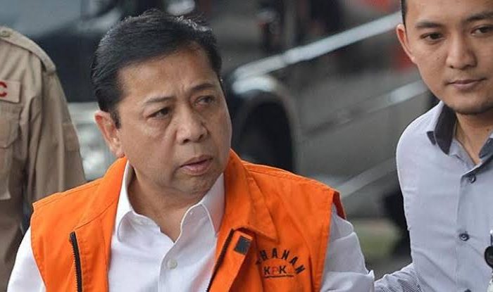 Terpidana kasus korupsi proyek KTP elektronik (e-KTP) sekaligus mantan Ketua DPR RI, Setya Novanto (Setnov), resmi menghirup udara bebas bersyarat dari Lapas Sukamiskin, Bandung, pada Sabtu (16/8/2025).