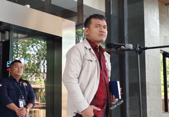 Komisioner Komisi Nasional Hak Asasi Manusia (Komnas HAM), Saurlin P. Siagian, menegaskan adanya pelanggaran hak asasi manusia (HAM) dalam kasus tewasnya pengemudi ojek online (ojol), Affan Kurniawan, yang dilindas kendaraan taktis (rantis) Brimob.