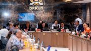 Pengamat politik sekaligus Direktur Eksekutif Centre for Indonesia Strategic Actions (CISA), Herry Mendrofa, menilai langkah Ketua DPR RI Puan Maharani yang mengumpulkan pimpinan fraksi untuk membahas transformasi DPR masih bersifat simbolis dan belum menyentuh persoalan mendasar yang menjadi sorotan publik.