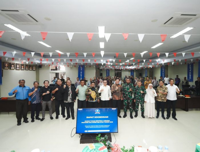 Sekretaris Daerah Provinsi Sulawesi Selatan, Jufri Rahman, membuka Rapat Koordinasi Gugus Tugas Reforma Agraria (GTRA) Provinsi Sulawesi Selatan Tahun 2025 di Aula Kolaborasi Kanwil BPN Sulsel, Selasa, 2 September 2025.