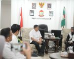 Badan Penyelenggara Jaminan Sosial (BPJS) Kesehatan dan BPJS Ketenagakerjaan wilayah Sulawesi-Maluku memberikan apresiasi kepada Pemerintah Kota Makassar atas kepedulian nyata dalam melindungi pekerja rentan. Pemkot Makassar tercatat telah mengalokasikan anggaran melalui APBD untuk jaminan sosial, termasuk pemberian santunan kematian dan biaya perawatan korban musibah.