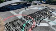 Gubernur Provinsi Sulsel, Andi Sudirman Sulaiman saat mempimpin upacara.