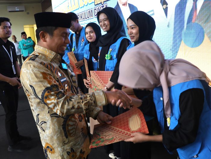 Wali Kota Parepare, Tasming Hamid, hadir memberikan kuliah umum pada semester gasal tahun akademik 2025-2026 di Institut Agama Islam Negeri (IAIN) Parepare. Dalam kesempatan itu, ia menyampaikan pesan penting mengenai peran strategis perguruan tinggi dalam melahirkan generasi unggul yang kreatif, inovatif, sekaligus memiliki kepedulian sosial.