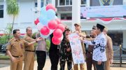 Bupati Bantaeng, M. Fathul Fauzy Nurdin (Uji Nurdin) menerapkan, hari sekolah di Lingkungan Dinas Pendidikan dan Kebudayaan Kabupaten Bantaeng hanya lima hari, yaitu mulai hari Senin sampai Jumat.