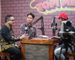 Sekretaris Daerah Provinsi Sulawesi Selatan, Jufri Rahman, menegaskan bahwa peran radio tetap abadi di tengah derasnya arus teknologi informasi.
