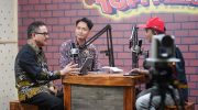 Sekretaris Daerah Provinsi Sulawesi Selatan, Jufri Rahman, menegaskan bahwa peran radio tetap abadi di tengah derasnya arus teknologi informasi.