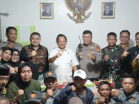 Menteri Dalam Negeri RI, Muhammad Tito Karnavian, meninjau langsung pos keamanan lingkungan (poskamling) di Kecamatan Rappocini, Kelurahan Banta-Bantaeng, Kamis (11/9/2025) malam.