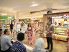 Jaringan waralaba makanan internasional Mister Donut resmi membuka gerai ke-23 di Indonesia, yang kali ini hadir di Kota Makassar, tepatnya di Trans Mall Studio (TSM) Makassar, Kamis (18/9).