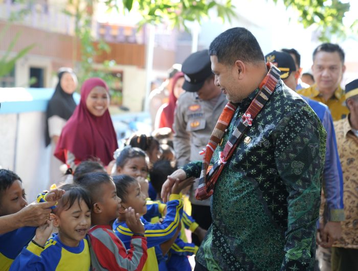 Pemerintah Kota (Pemkot) Makassar terus menunjukkan keseriusannya dalam menyukseskan program Makan Bergizi Gratis (MBG).