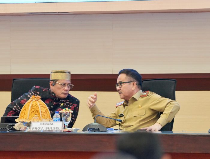 Sekretaris Daerah Provinsi Sulawesi Selatan, Jufri Rahman, menerima kunjungan rombongan Komite II DPD RI dalam rangka pengawasan pelaksanaan Undang-Undang Nomor 2 Tahun 2025 tentang Perubahan Keempat atas UU Nomor 4 Tahun 2009 tentang Pertambangan Mineral dan Batubara. Pertemuan berlangsung di Ruang Rapat Pimpinan Kantor Gubernur Sulsel, Senin (22/9/2025).