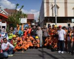 Wali Kota Makassar, Munafri Arifuddin, memuji Kecamatan Panakkukang sebagai wilayah yang sigap dan responsif dalam pengelolaan serta pemilahan sampah. Apresiasi ini ia sampaikan saat menghadiri Launching Program PESONA (Pendistribusian Sampah Organik untuk Maggot) di Kelurahan Paropo, Sabtu (27/9/2025).