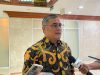 Keheningan sikap Komisi III DPR RI pasca gelombang demonstrasi menolak tunjangan fantastis bagi legislator menuai sorotan. Komposisi anggota yang didominasi praktisi hukum dan mantan aparat penegak hukum dianggap belum cukup menopang kinerja komisi tersebut.