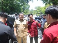Wali Kota Makassar, Appi saat hadiri Unit Kegiatan Mahasiswa Kewirausahaan di Auditorium Al Jibra UMI, Jl. Urip Sumohardjo, Makassar, Senin 22 Oktober 2025.