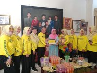 Golkar Sulsel Sambangi Kediaman Sesepuh Partai di Momen HUT ke-61 28 062295e2 ba9b 4398 b37e 4be935791654