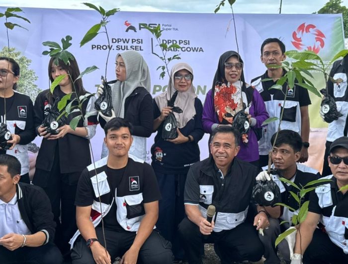 Peduli Lingkungan, PSI Sulsel Tanam Ratusan Pohon di Danau Mawang Gowa 11 89e5678d 7ec2 468a 8861 3be0ec2fc5e9