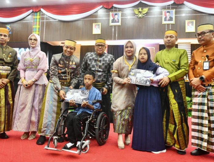 902 Siswa Disabilitas Dapat Bantuan Tabungan Pendidikan dari Gubernur Sulsel 12 9ccb13df f3db 4e4d a59c cd81f4009de1