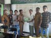 Dinas Pertanian Kabupaten Dompu melalui Bidang Hortikultura menyerahkan bantuan Program Pekarangan Pangan Bergizi (P2B) kepada Kelompok Tani Pemuda Tani Milenial Manggeasi, Senin (13/10/2025).
