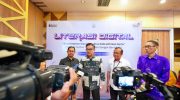 Sekretaris Daerah (Sekda) Provinsi Sulawesi Selatan, Jufri Rahman, membuka secara resmi Workshop Literasi Digital bertajuk “Smart Internet Sessions: Stay Safe with Gen Alpha (Internet Cerdas: Tetap Aman dengan Gen Alpha)” di Hotel Khas Makassar, Selasa, 14 Oktober 2025.
