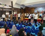 Antusiasme ribuan anak-anak mewarnai kegiatan Gerakan Gemar Makan Telur (GEMAR) yang digelar Pemerintah Provinsi Sulawesi Selatan sebagai bagian dari rangkaian peringatan Hari Jadi ke-356 Sulawesi Selatan.