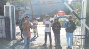 Puluhan mahasiswa yang tergabung dalam Garda Aktivis Mahasiswa Indonesia (GAKMI) menggelar aksi demonstrasi di depan Kantor Dinas Tanaman Pangan, Hortikultura, dan Perkebunan (TPHBUN) Provinsi Sulawesi Selatan serta Kejaksaan Tinggi (Kejati) Sulsel.