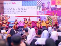 Sekretaris Daerah Provinsi Sulawesi Selatan, Jufri Rahman, mewakili Gubernur Andi Sudirman Sulaiman, membuka kegiatan Demo Day (Gelar Karya) Remaja Program Generasi Terampil Sulawesi Selatan di Four Points Hotel by Sheraton Makassar, Kamis, 23 Oktober 2025.