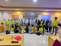 Puluhan muda-mudi dan pengurus Desa Lonjoboko serta Belabori, Kecamatan Parangloe, Kabupaten Gowa, mengikuti bimbingan teknis (bimtek) pembuatan video bagi konten kreator.