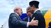Menteri Pertanian (Mentan) Andi Amran Sulaiman mendampingi dan melepas kepulangan Presiden Brasil di Pangkalan TNI AU Halim Perdanakusuma, Jakarta, Jumat (24/10/2025).