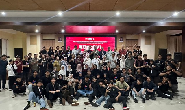 Rahman Rahim Terpilih Sebagai Ketua Umum IKATE PNUP 11 IMG 20251027