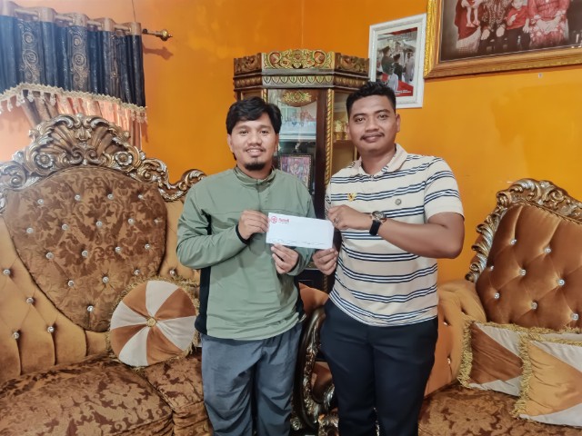 Huadi Group Bantu Token Listrik Penerangan Jalan di Desa Papanloe 12 IMG 20251029