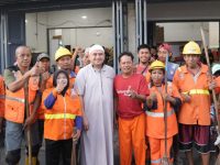 Lebih Dekat dengan Masyarakat, Appi Turun Langsung Dengar Aspirasi usai Salat Subuh Berjamaah 15 IMG 5103