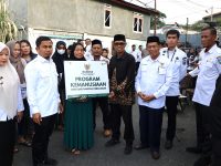 a274ec42 6514 4b8d b8d8 04188c9c299f