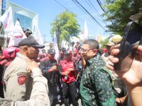 b9eeadb3 65c0 4359 8bbf ef816b8367a3