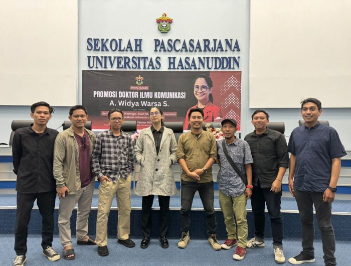 Andi Wina Raih Gelar Doktor Ilmu Komunikasi Unhas dengan Predikat Sangat Memuaskan 12 e006e5e6 c5cb 4898 93a5 e81bfccb5a10