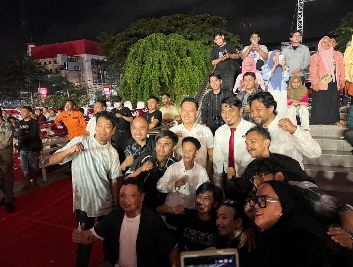 1ba49d92 66d0 459f 85e8 e4fe61b714c3