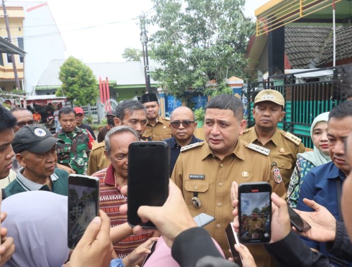 2d2d5a99 f8d0 408c b4e2 7b5ffe9d82f0